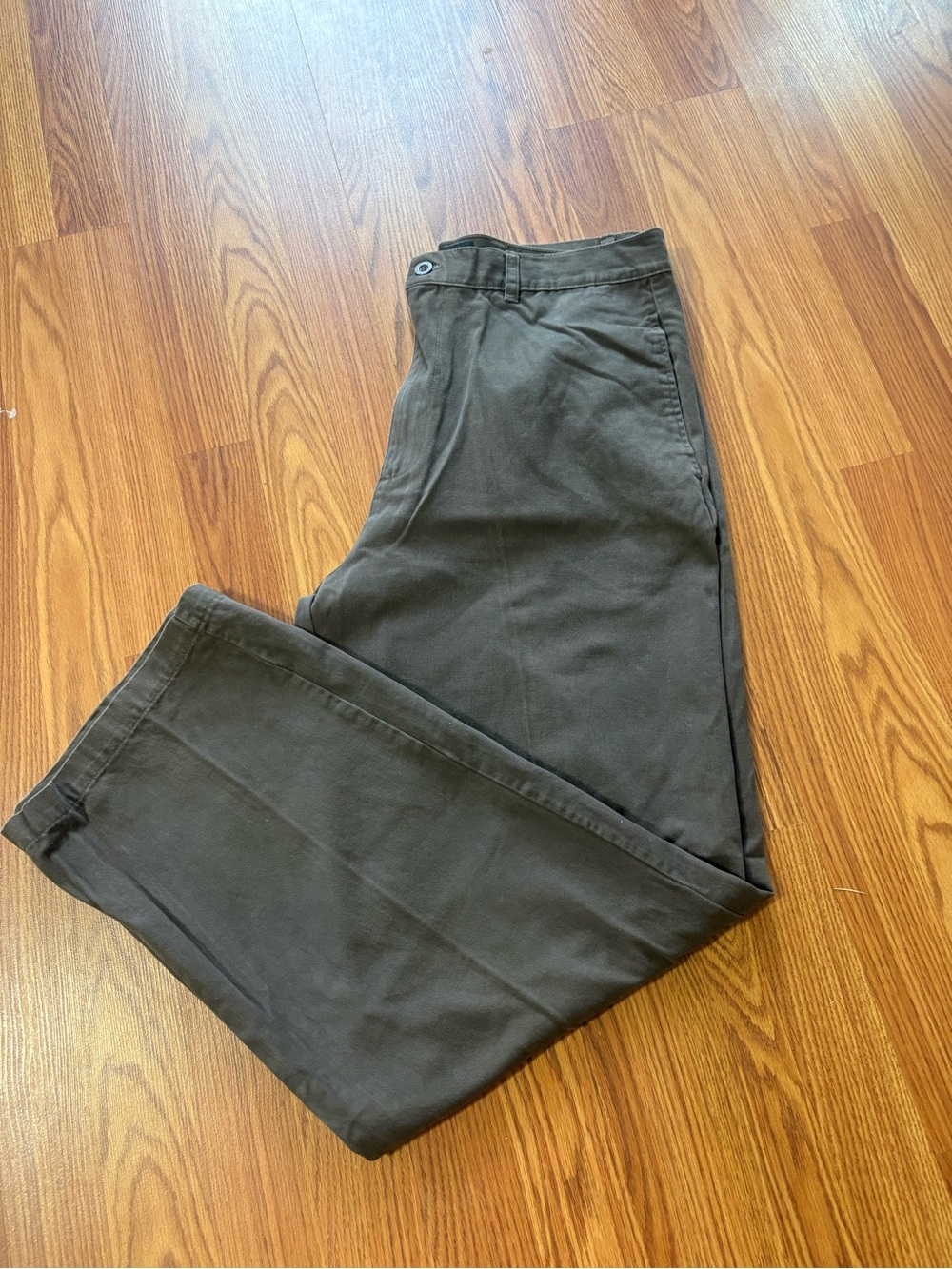 Beverly Hills Polo Club Men's Dark brown  Chino Pants